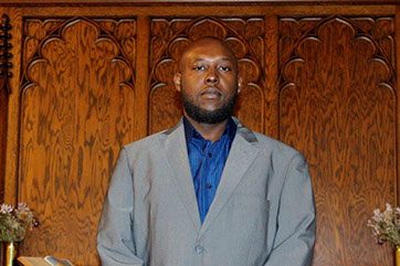 Portrait of Darnell Gee